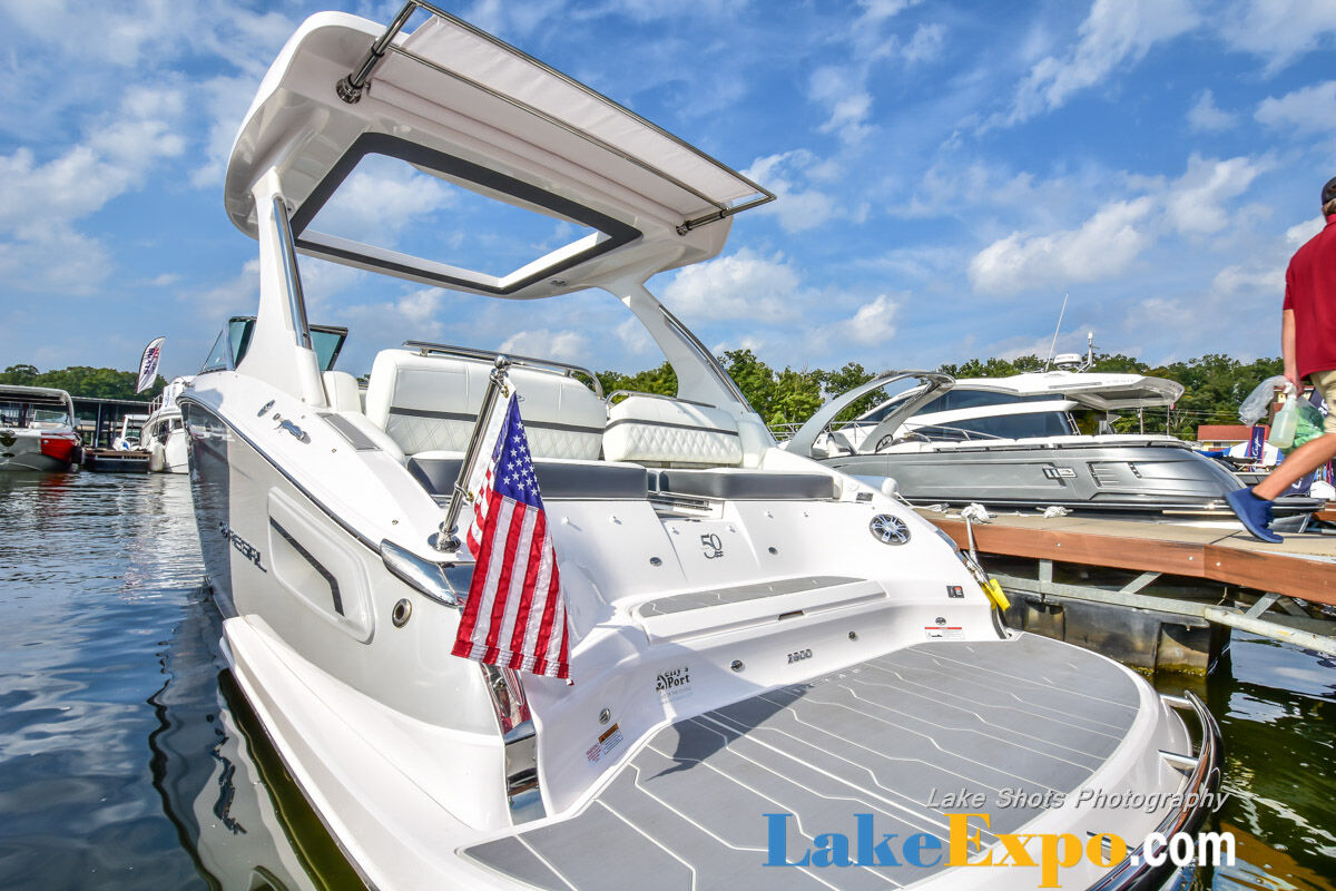 Fall In Water Boat Show-015.jpg